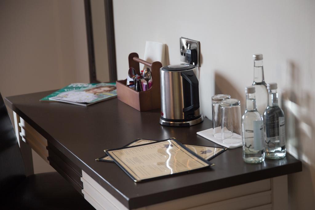 Armorica Hotel Oranmore Bagian luar foto