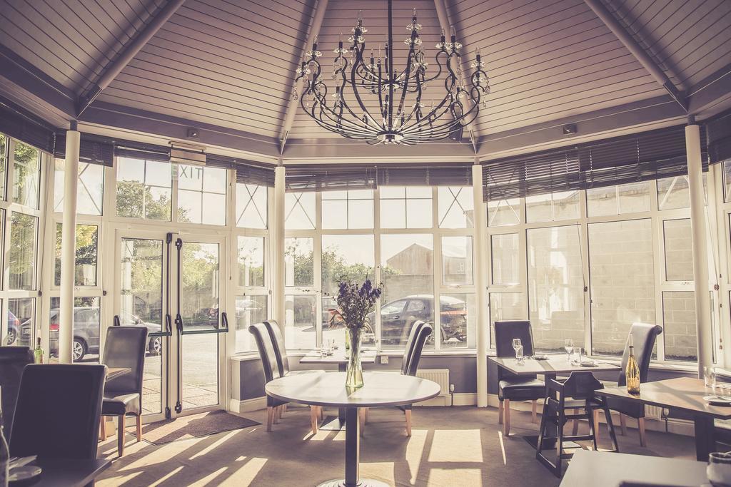 Armorica Hotel Oranmore Bagian luar foto
